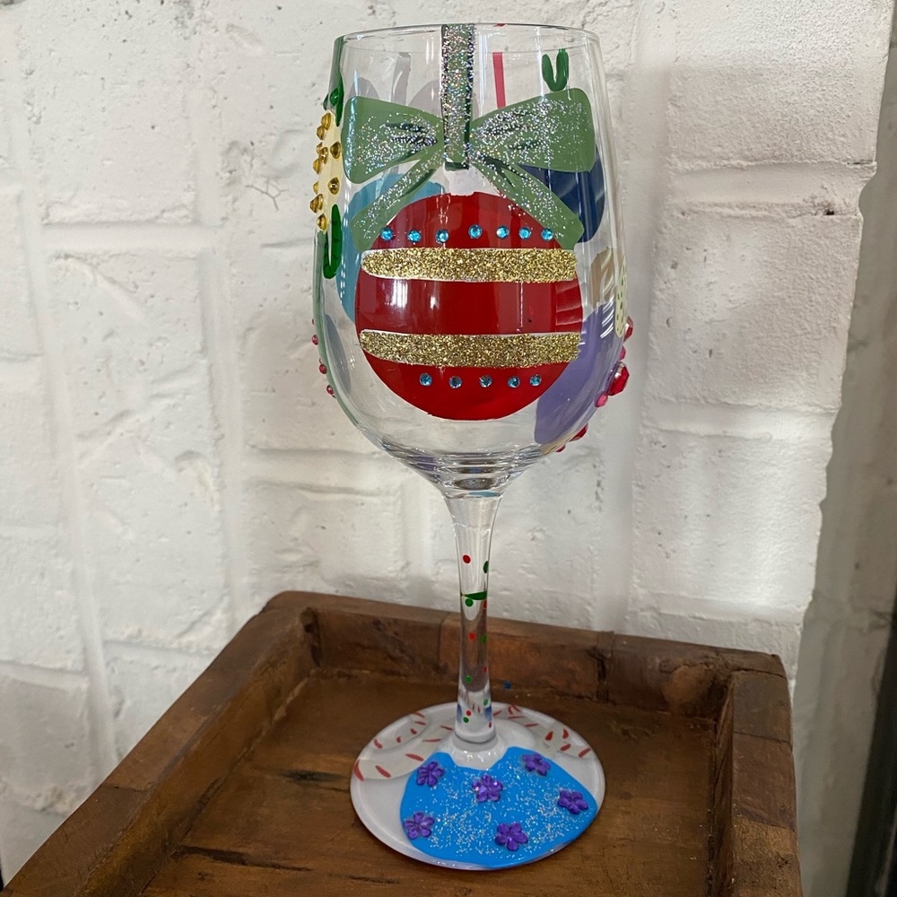 Lolita Holiday Baubles Wine Glass